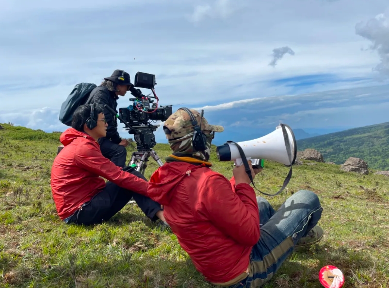 專訪 | 干超，用蕓蕓眾生講述“何以中國”